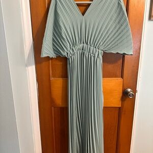 Elegant Pleated Green Dress